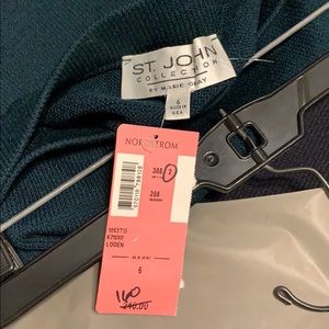 St. John Knit skirt